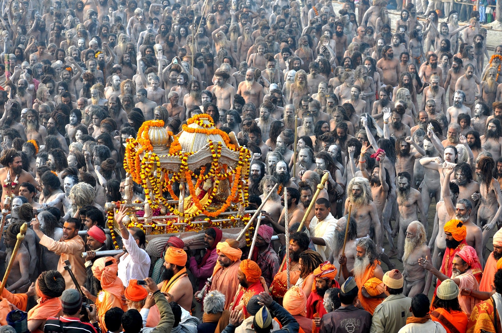 4億人集まる「クンブメーラ」祭：インドの祭りシリーズ